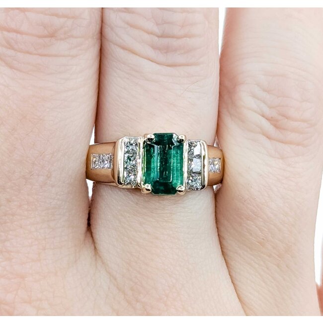 Ring .75ctw Princess Diamonds 1.51ct Emerald 14ky sz6.5 124030242