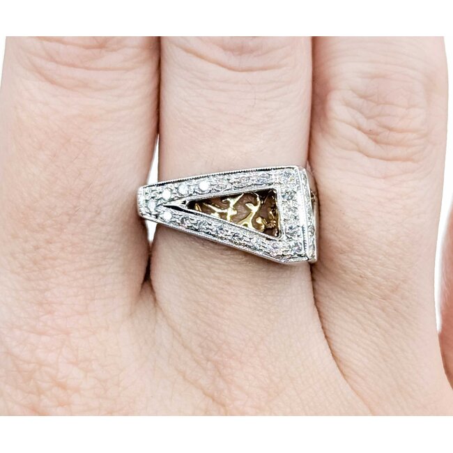 Ring Scroll .25ctw Round Diamonds 14ktt Sz7 6.4g 225080055