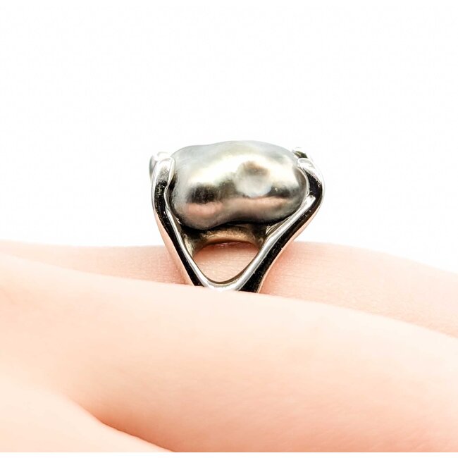 Ring Baroque 12.6mmx11mm Pearl 14kw 8.87g 225080014