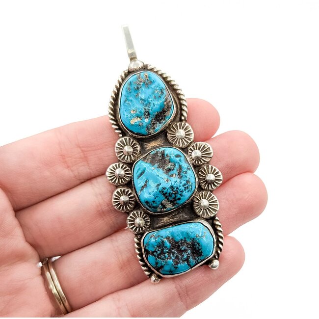 Pendant Native American 3 Stone Turquoise SS 71.4x31mm 25.4 225080029