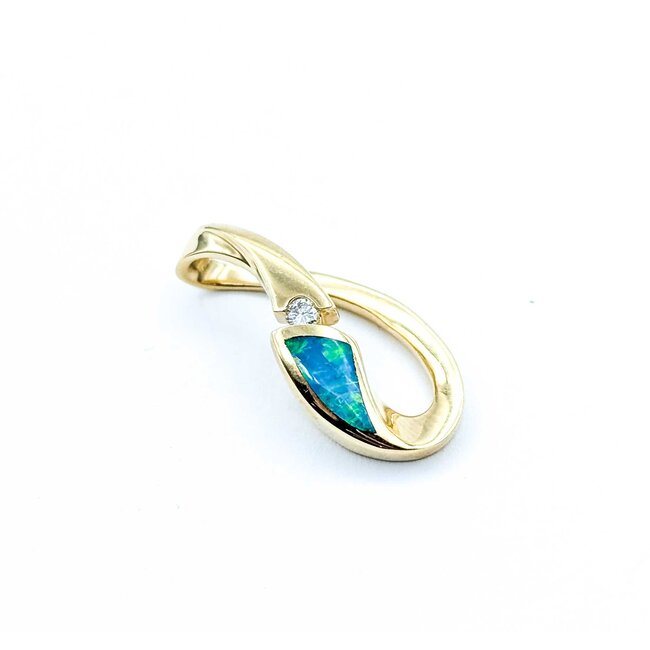 Pendant .06ct Round Diamonds Opal 14ky 25x12mm 3.01g 225080065