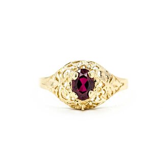 Ring .30ct Syn Ruby 10ky 10mm Sz9 1.81g 225090005