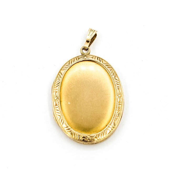 Locket Etched "M" Monogram 10ky .9x.6" 3.1g 125062044