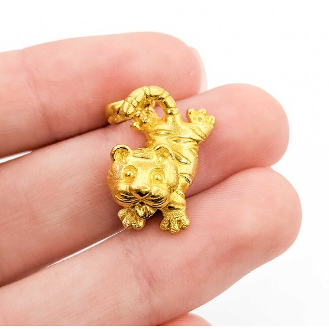 Pendant Tiger Kitten 24kt .75x.5" 4.61g 125092015