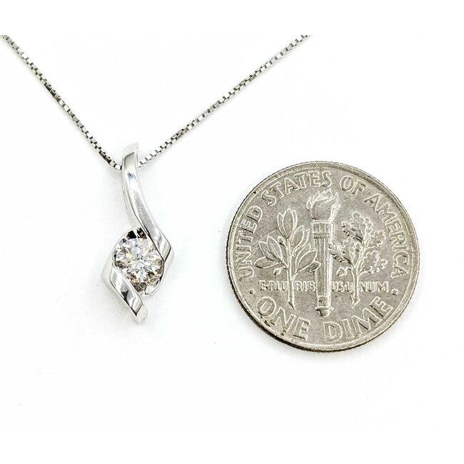 Pendant W/Chain Box Chain .25ct Round Diamond 14kw 17x6.5 18" 2.14g 225090019