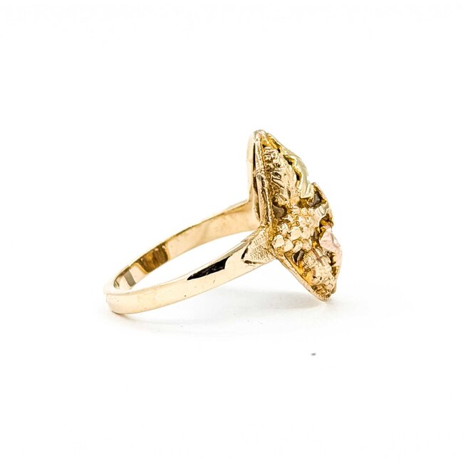 Ring Black Hills Gold Leaf Motif 10ktt 18mm Sz7 3.55g 125092034