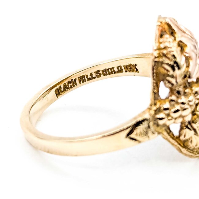 Ring Black Hills Gold Leaf Motif 10ktt 18mm Sz7 3.55g 125092034