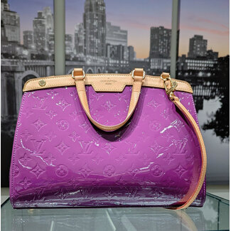 Handbag Louis Vuitton Brea MM Amethyst Vernis 125095092