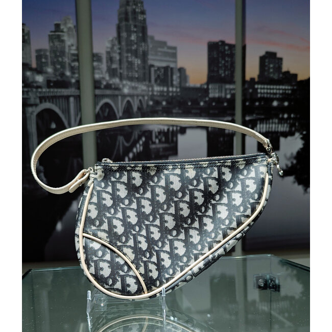 Handbag Christian Dior Diorissimo Saddle Pouchette Navy & Creme 125095097