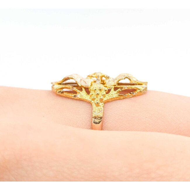 Ring Black Hills Gold Leaf Motif 10ktt 21mm Sz7 2.68g 125092035
