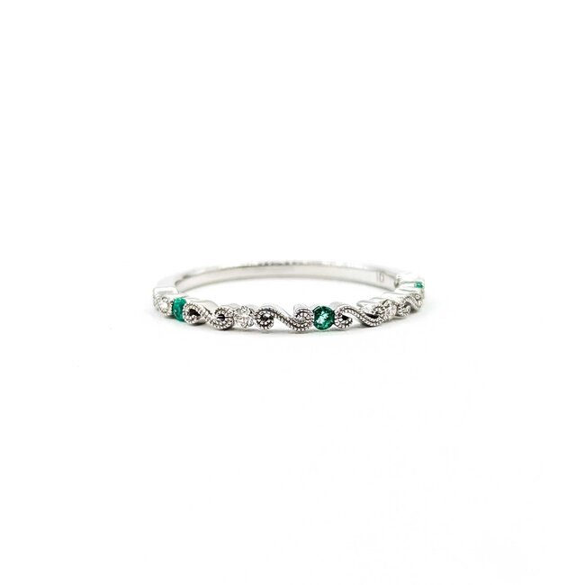 Ring Milgrain 0.04ctw Round Diamonds .06ctw Emerald 14kw 1.8mm Sz7 1.5g 125090052