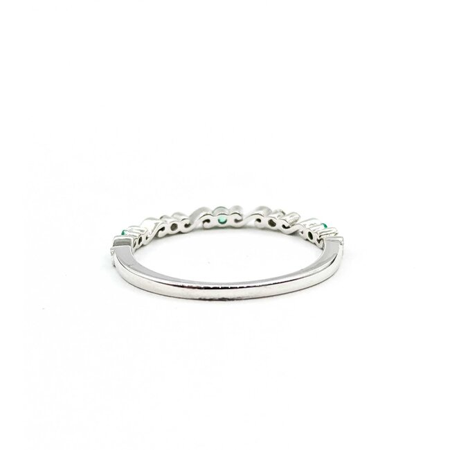 Ring Milgrain 0.04ctw Round Diamonds .06ctw Emerald 14kw 1.8mm Sz7 1.5g 125090052