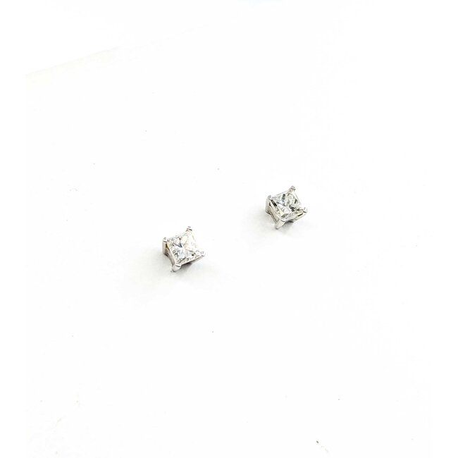 Earrings Stud Screw Back .80ctw Princess Diamonds 14kw 4.2mm 1.11g 125100004