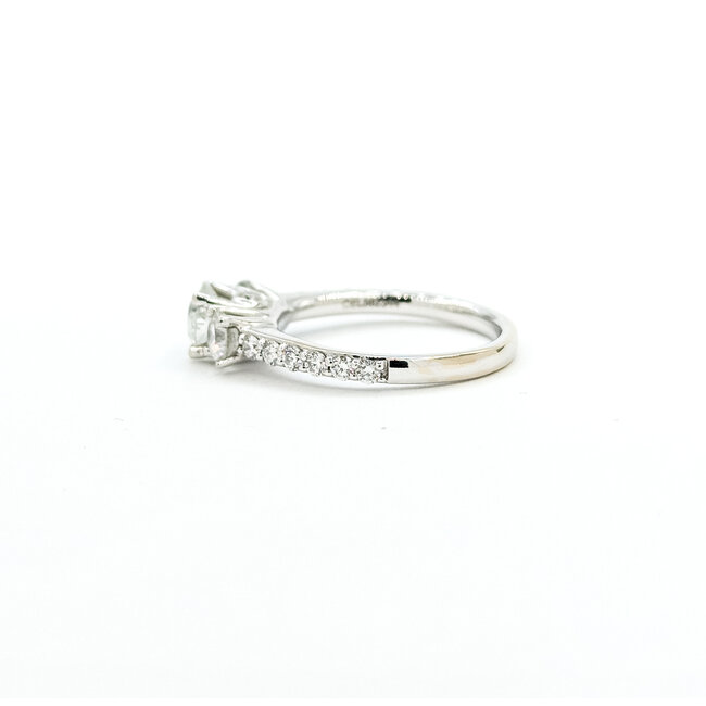 Ring 3-Stone 1.50ctw Round Diamonds 14kw 2mm Sz6 3.96g 225090049