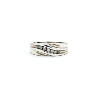 Ring Wave .20ctw Round Diamonds 10kw 7mm Sz9 4.08g 125100002