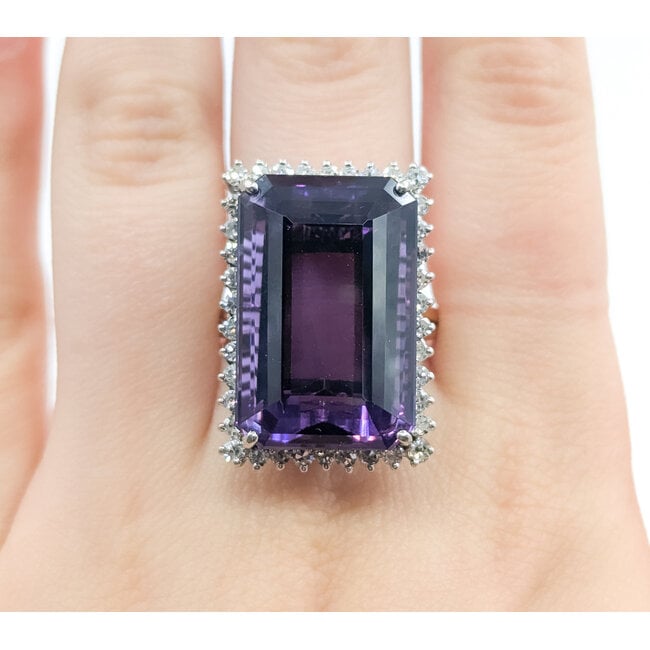 Ring 1.35ctw Round Diamonds 12.5ct Purple Amethyst 14tt 1.05x.75" Sz9 18.01g 225090034