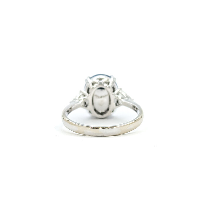 Ring 3-Stone .30ctw Trillion Diamonds 4.98ct Blue Sapphire 18kw 2.2mm Sz6.5 4.10g 125090010
