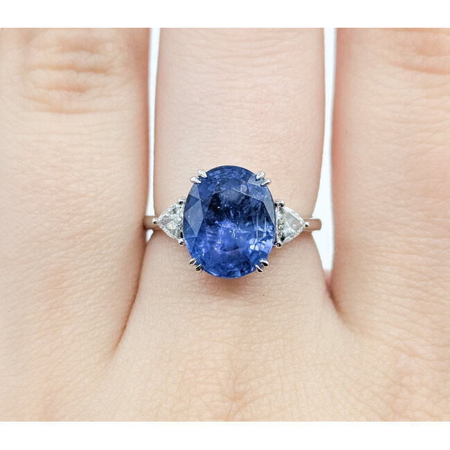 Ring 3-Stone .30ctw Trillion Diamonds 4.98ct Blue Sapphire 18kw 2.2mm Sz6.5 4.10g 125090010