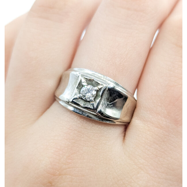 Ring 1970's .25ct Round Diamond 14kw Sz9 6.52g 225090017