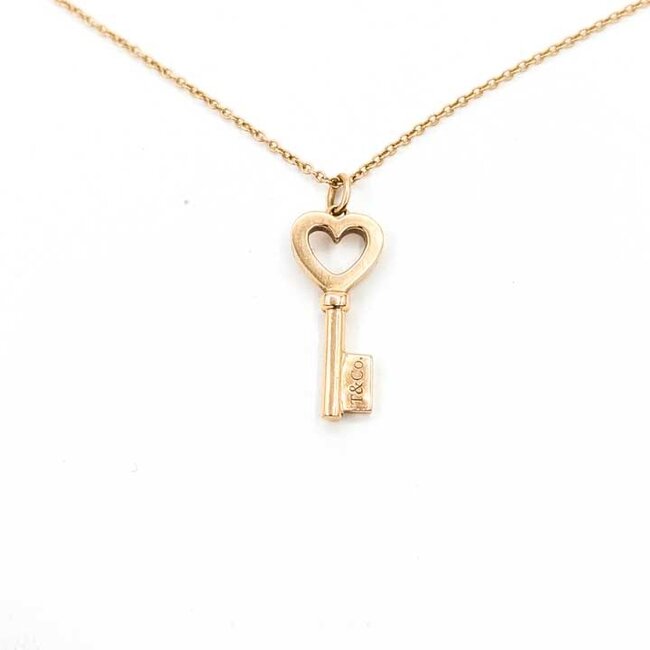Necklace Tiffany & Co. Key 18kr .75x.3" 16" 3.06g 125102005