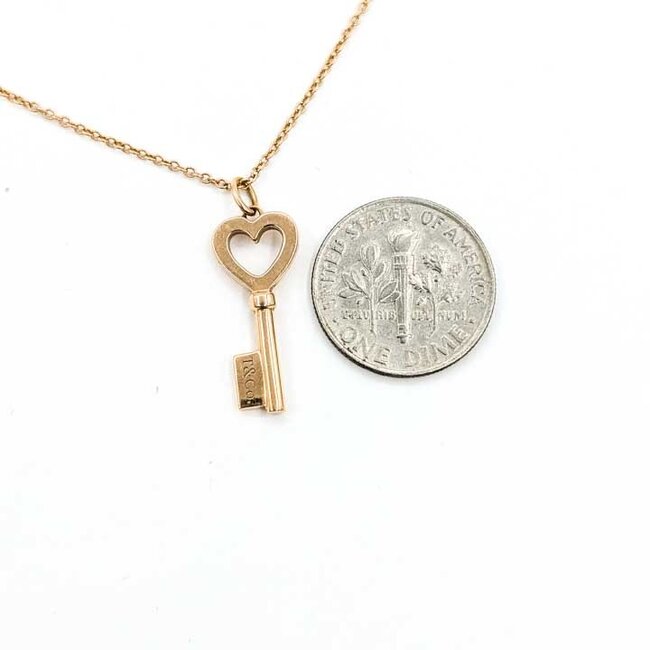 Necklace Tiffany & Co. Key 18kr .75x.3" 16" 3.06g 125102005