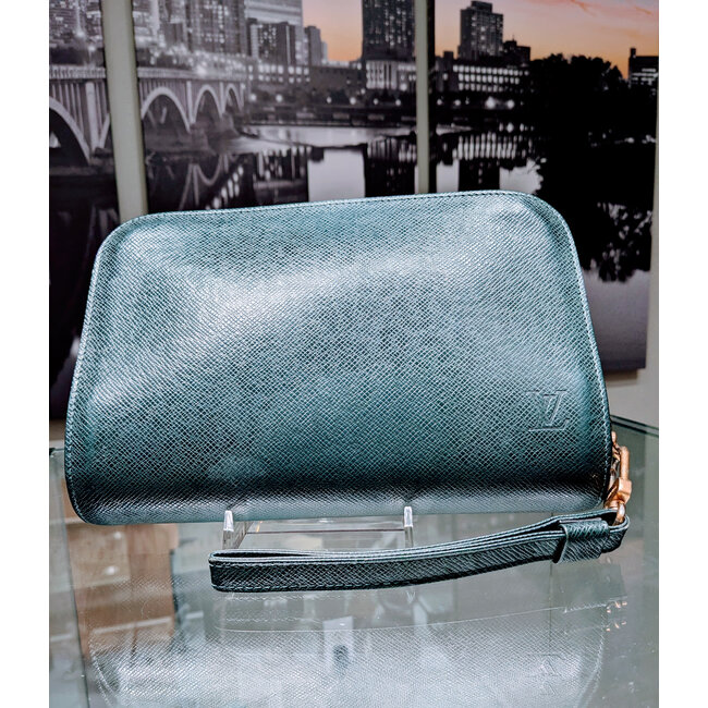 Clutch Louis Vuitton Taiga Baikal M30184 125105085