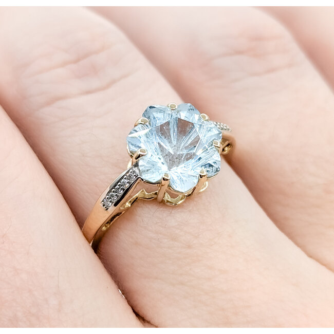 Ring Fantasy .05ctw Round Diamonds 3ct Topaz 14ky 10.15mm Sz8.25 3.2g 225100036