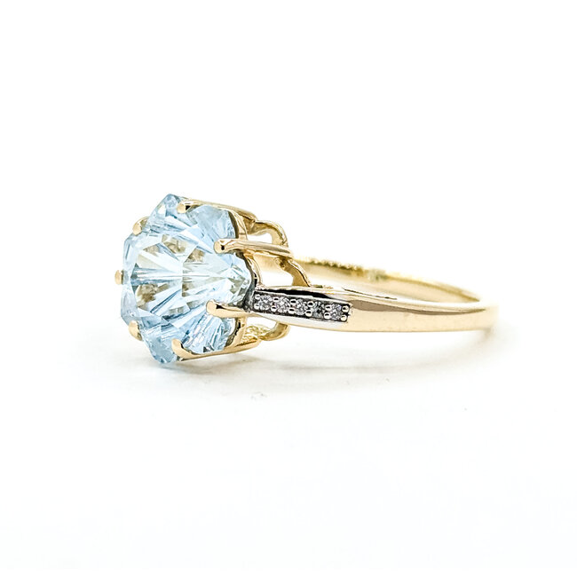 Ring Fantasy .05ctw Round Diamonds 3ct Topaz 14ky 10.15mm Sz8.25 3.2g 225100036