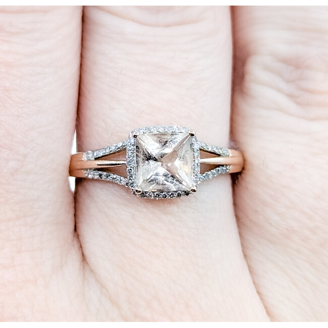 Ring .12ctw Round Diamonds 1ct Morganite 14kr 7.9mm Sz8 2.7g 225100024