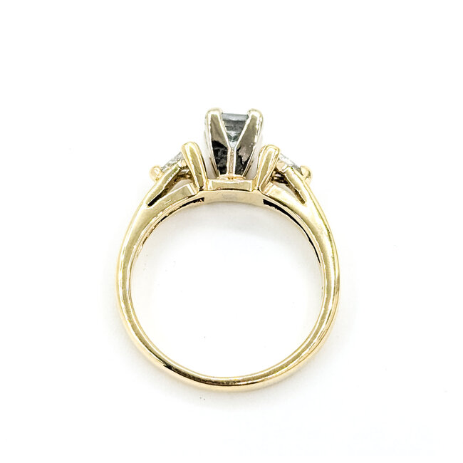 Ring 3-Stone 0.8ctw Princess Diamond 14ky 5mm Sz5.5 3.39g 225100061