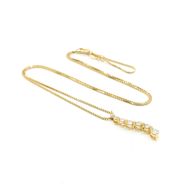 Pendant Journey Graduated .50ctw Round Diamonds 14ky 18" 1x.1" 3.00g 125100030