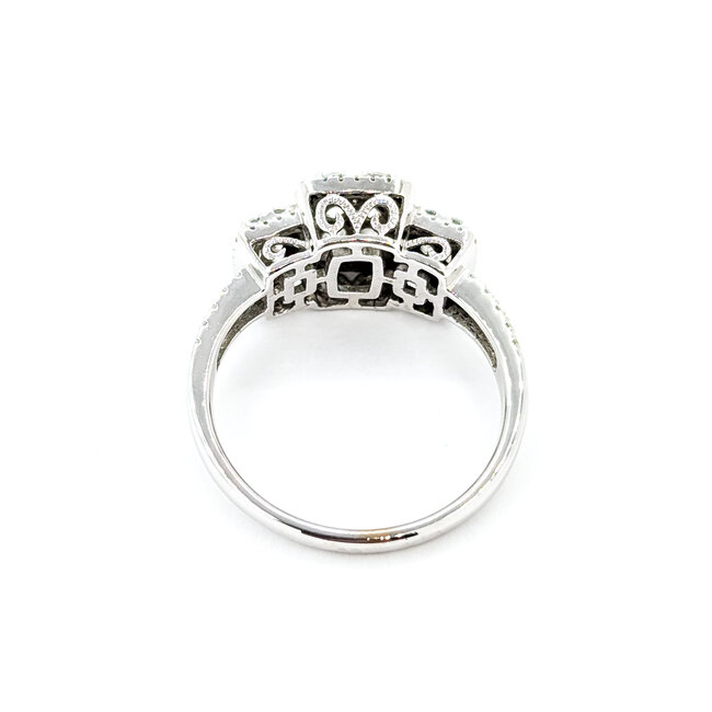Ring Cluster .85ctw Round Diamonds 14kw 10.4mm Sz8 4.3g 225100016