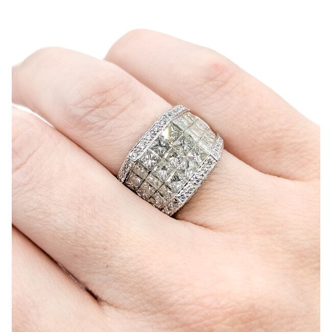 Ring Invisible Set 4ctw Princess & Round Diamonds 18kw 13mm Sz6 10.78g 225100042