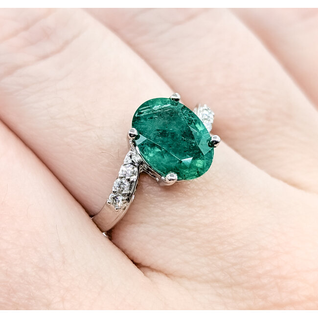 Ring Bypass 0.13ctw Round Diamonds 2.51ct Emerald 18kw 2.4mm Sz6.5 3.26g 225100143