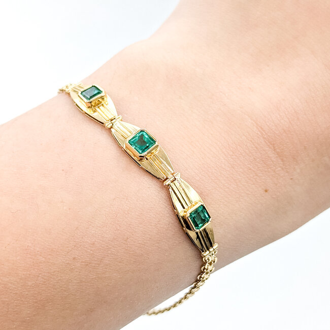 Bracelet 3-Stone Station 1.00ctw Colombian Emerald 14ky 6mm 7" 5.91g 225100090