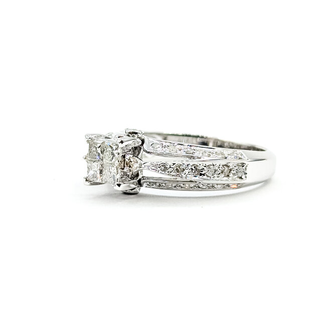 Ring Cluster .40ctw Round/Princess Diamonds 14kw 7mm Sz7 3.8g 125110001