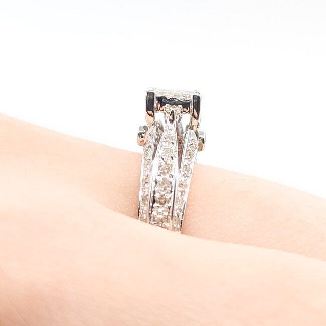 Ring Cluster .40ctw Round/Princess Diamonds 14kw 7mm Sz7 3.8g 125110001