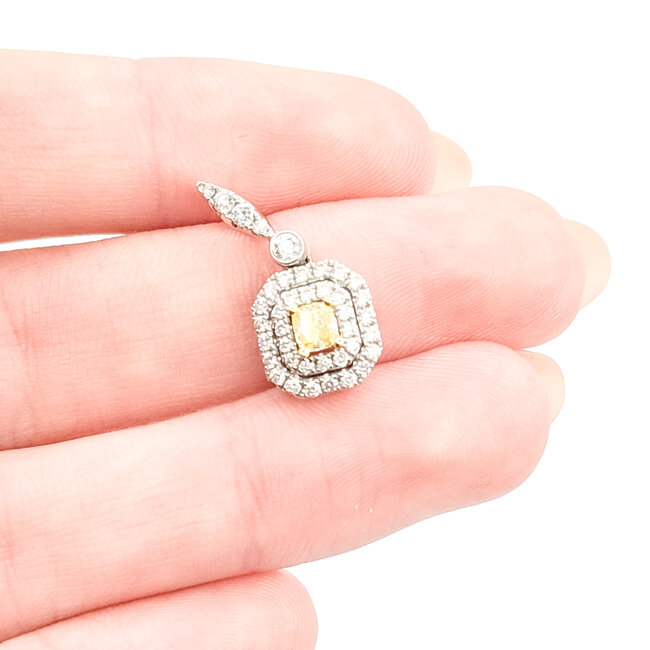 Pendant .37ct Princess Diamond .64ctw Diamonds 14kw 22x9.5mm 2.1g 125110004