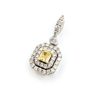 Pendant .37ct Princess Diamond .64ctw Diamonds 14kw 22x9.5mm 2.1g 125110004