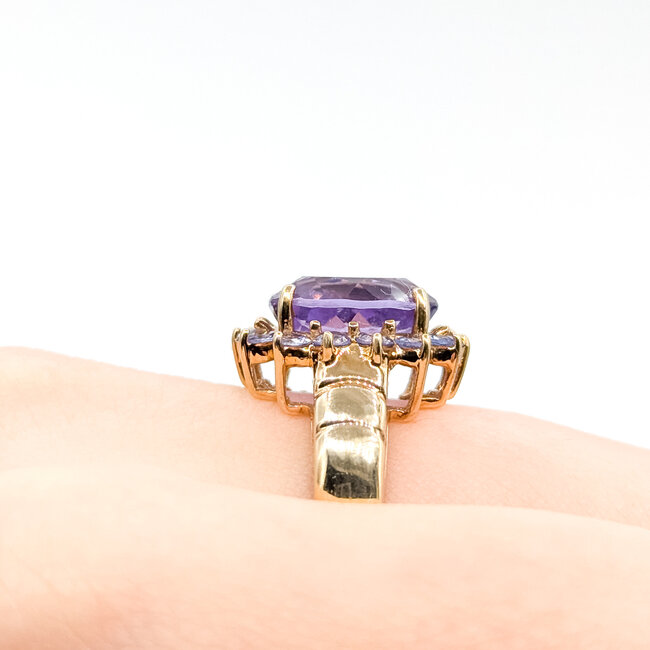 Ring Cocktail 3.88ct Amethyst .42ctw Tanzanite 10ky 16.8mm Sz8 5.2g 225100011