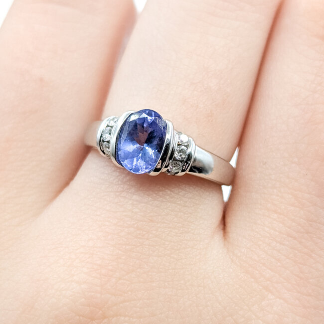 Ring Half-Bezel .12ctw Round Diamonds 1.36ct Tanzanite 14kw 8mm Sz7 3.52g 225100019