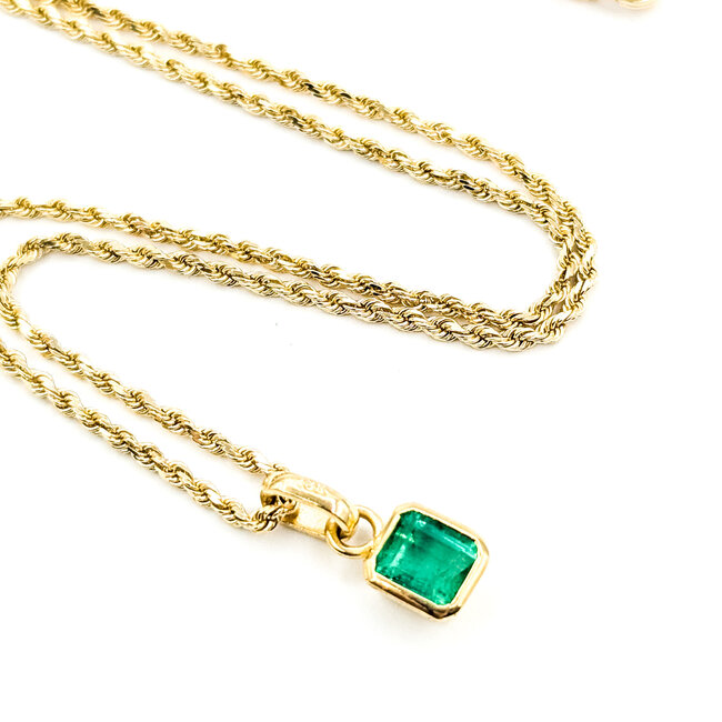Pendant Solitaire Rope Chain .85ct Colombian Emerald 14ky 18" 12x7mm 6.56g 225100091