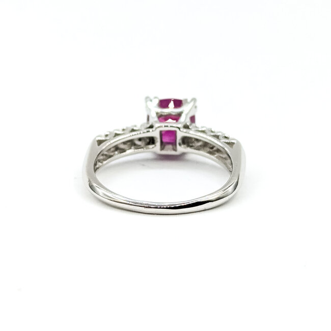 Ring Engagement 0.06ctw Round Diamonds 1.71ct Red Ruby Platinum 3.2mm Sz8 5.68g 225100160