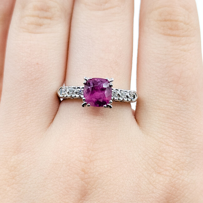 Ring Engagement 0.06ctw Round Diamonds 1.71ct Red Ruby Platinum 3.2mm Sz8 5.68g 225100160