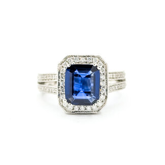 Ring Milgrain Halo 0.82ctw Round Diamonds 2.29ctw Royal Blue Sapphire 18kw 13x11mm Sz6.25 6.5g 225110119