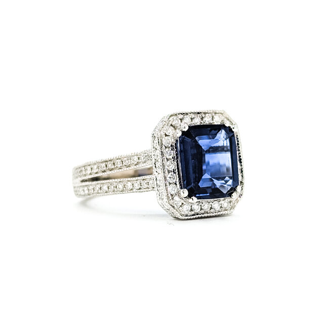 Ring Milgrain Halo 0.82ctw Round Diamonds 2.29ctw Royal Blue Sapphire 18kw 13x11mm Sz6.25 6.5g 225110119