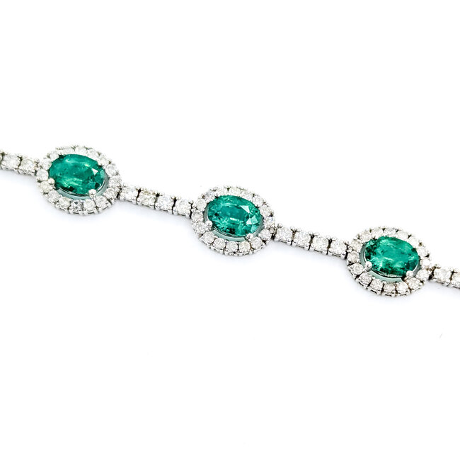 Bracelet Halo Station Tennis 3.28ctw Round Diamonds 6.76ctw Emerald 14kw 9mm 7.25" 11.4g 225110100