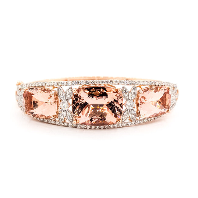 Bracelet Bangle Hinge 1.98ctw Round Diamonds 26.69ctw Peachy Pink Morganite 14kr 17mm 7.25" 25.9g 225110097