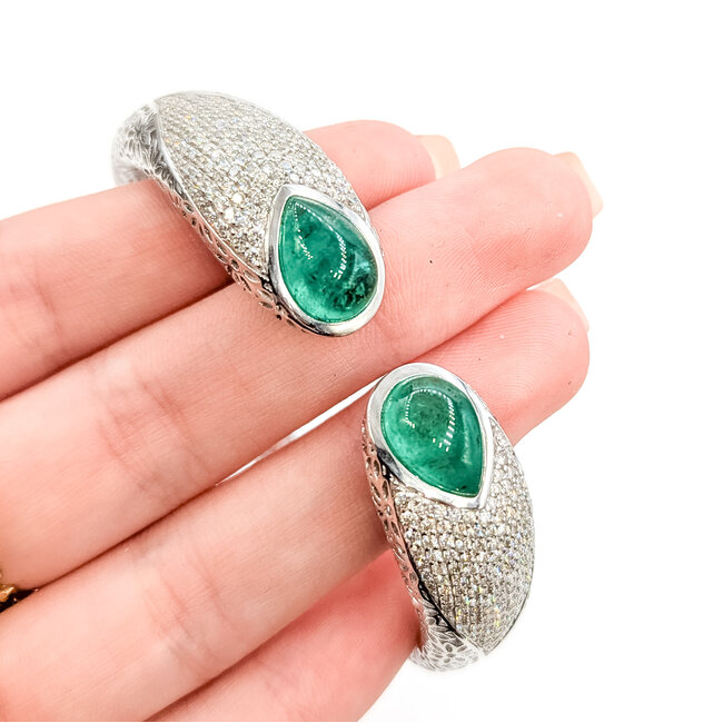 Bracelet Bangle Hinge 2.93ctw Round Diamonds 7.38ctw Colombian Emerald 14kw 14mm 7.25" 25.7g 225110098
