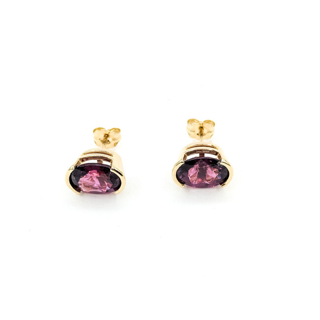Earrings 4.38ctw Grape Garnet 14ky 5.5mm 125100079